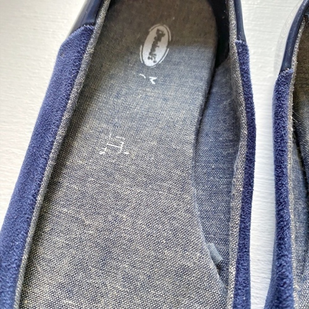 Dr. Scholl’s memory foam pointed toe Blue Crushed Velvet flats - Picture 2 of 9